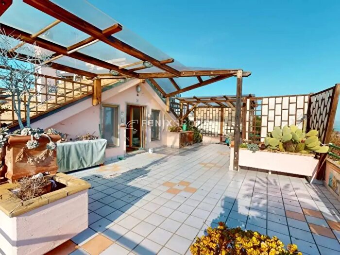 Appartamento con 5 locali in vendita in Via l Caro a, San Benedetto Del Tronto