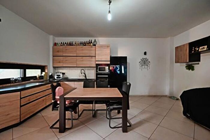 Casa con 6 locali in vendita in Strada Statale dei Trulli, Putignano