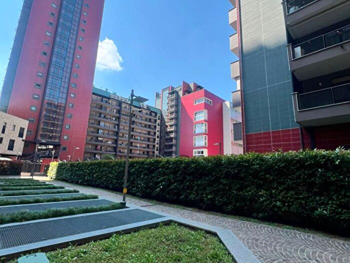Appartamento bilocale in affitto in Via Enrico Cosenz, Bovisa, Milano