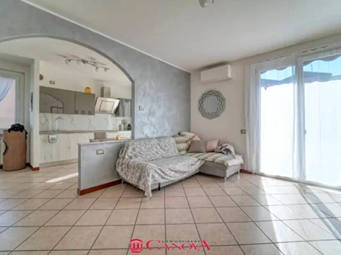 Appartamento trilocale in vendita in Via Monte Rubiano, Veniano