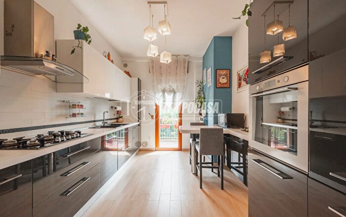 Case in Vendita e in Affitto - 2