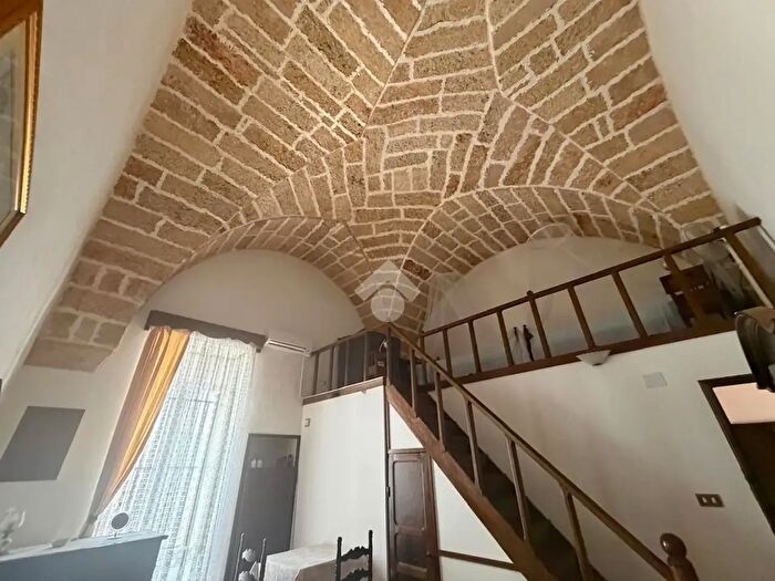 Casa trilocale in vendita in Via Nazario Sauro, Racale