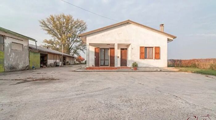 Casa con 7 locali in vendita in Via l Romagnoli C Bologna Crevalcore Galeazza, Crevalcore