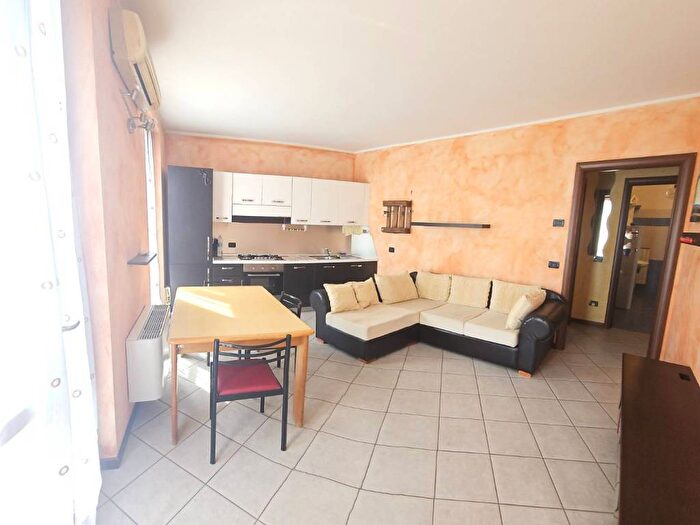 Appartamento bilocale in affitto in Via Cesare Battisti, Ardole San Marino, GadescoPieve Delmona