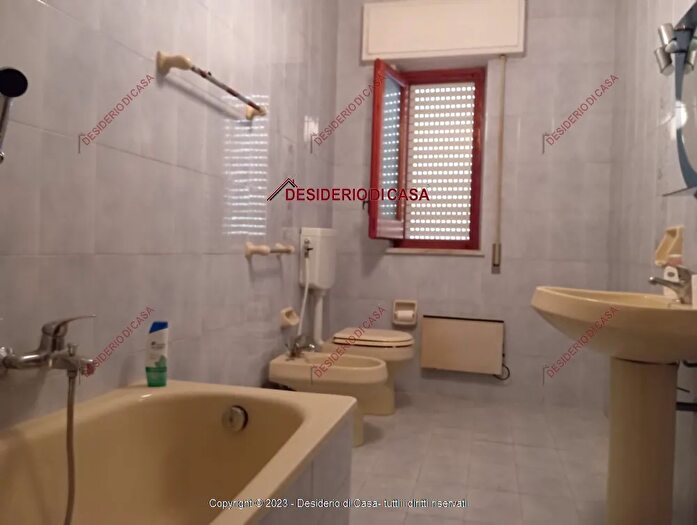 Appartamento quadrilocale in vendita in Via Dante Alighieri Bagheria Pa Italia, Bagheria