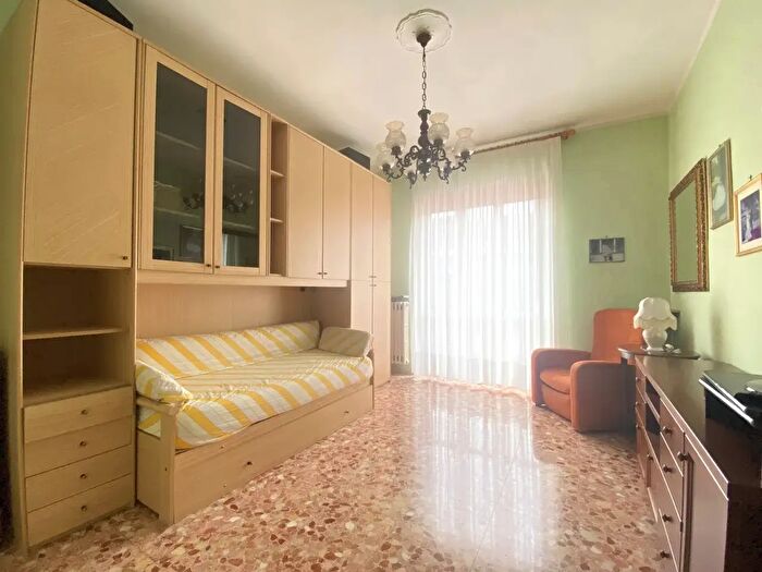 Appartamento trilocale in vendita in Via Oberdan, Nichelino