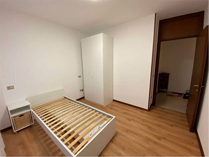 Appartamento trilocale in affitto in via Borgo Berga, Borgo Berga, Vicenza