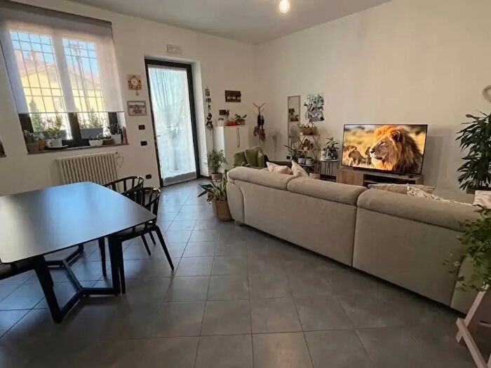 Appartamento bilocale in affitto in Via XXV Aprile f, Almenno San Salvatore