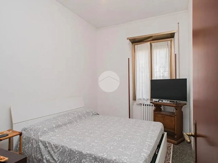 Appartamento trilocale in vendita in Via Lorenzo Vidaschi, Roma