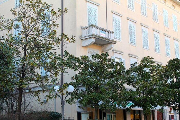 Appartamento trilocale in affitto in Grado