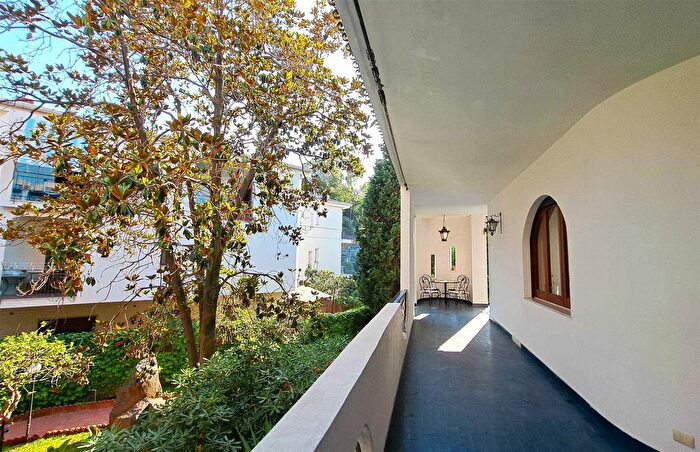 Appartamento con 5 locali in affitto in Via Livorno, Aci Castello