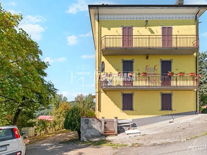Casa con 5 locali in vendita in Via Beleo, Casina