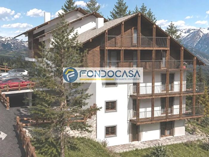 Appartamento trilocale in vendita in Via Vedich Snc, Valfurva