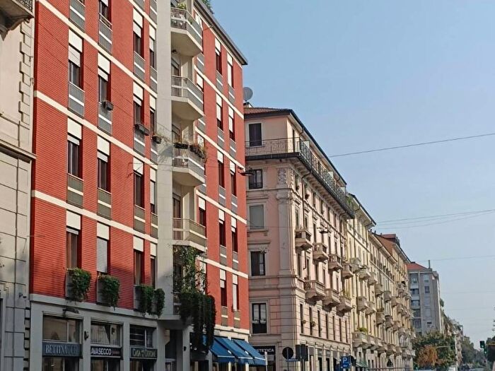 Appartamento con 6 locali in affitto in Via Felice Bellotti, Piave Tricolore, Milano