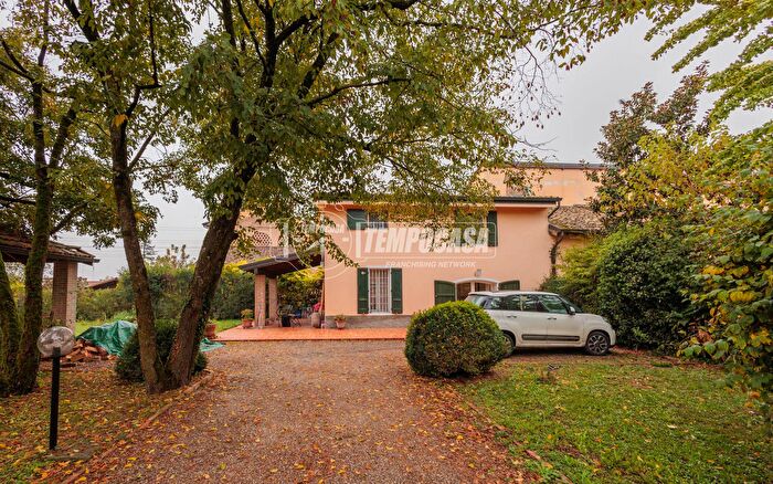 Casa trilocale in vendita in Collecchio