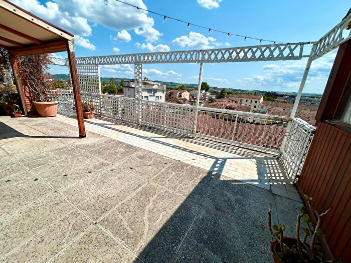 Appartamento con 5 locali in vendita in a Antonio Gramsci, Empoli