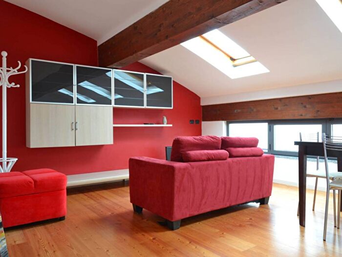 Appartamento bilocale in affitto in Via Sardegna, Brescia Due, Brescia