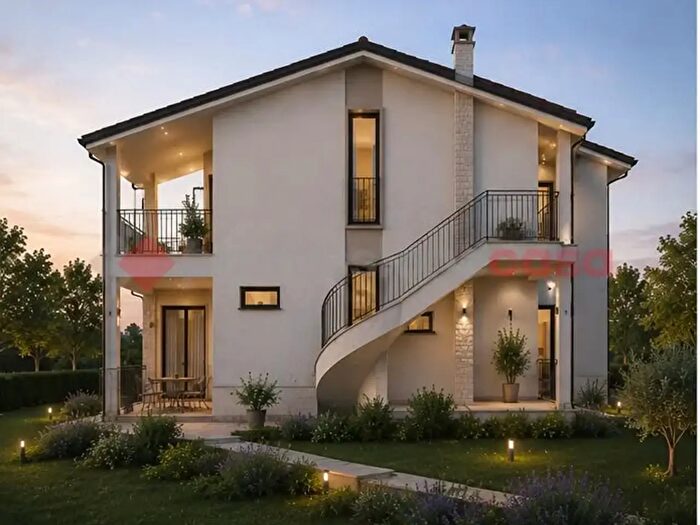 Casa quadrilocale in vendita in Via Monticelli Snc, Minturno