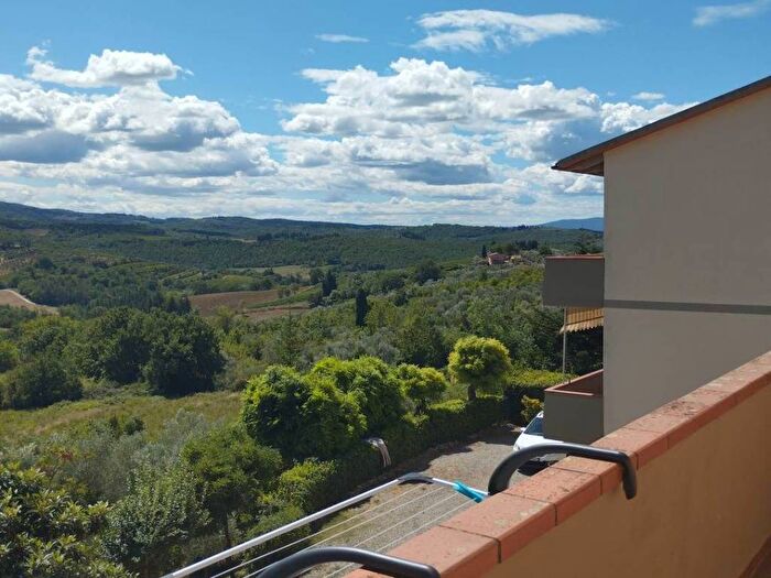 Appartamento con 5 locali in affitto in Tignano, Barberino Tavarnelle