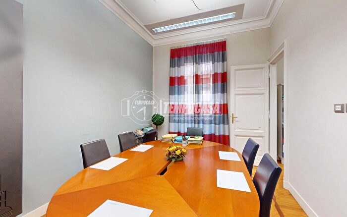 Appartamento con 5 locali in vendita in Via Cristoforo Colombo, Torino