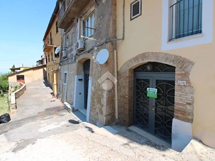 Appartamento bilocale in vendita in Via Costa Bella, Poggio Catino