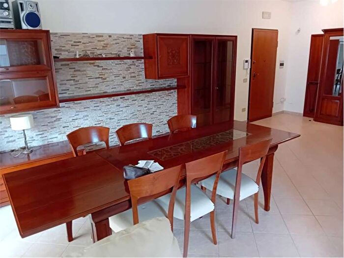 Appartamento con 6 locali in affitto in Centro Urbano, Marsala
