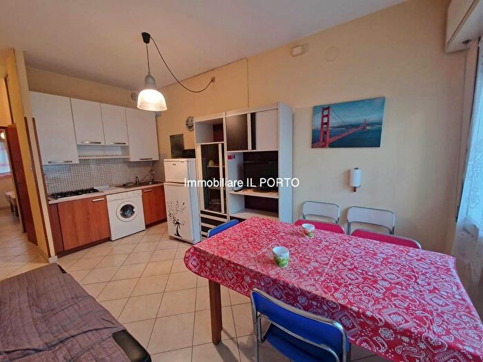 Appartamento trilocale in vendita in Comacchio