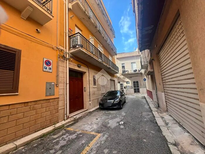 Appartamento trilocale in vendita in Via Bengasi, Mazara Del Vallo