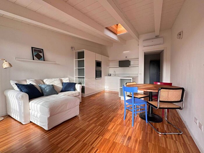 Appartamento bilocale in affitto in Piazza Dergano, Dergano, Milano