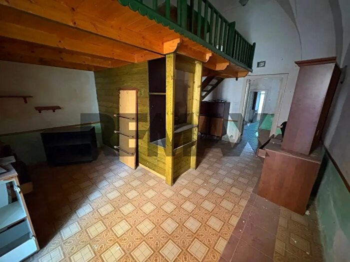 Casa bilocale in vendita in Via Giosue Carducci, San Pietro Vernotico
