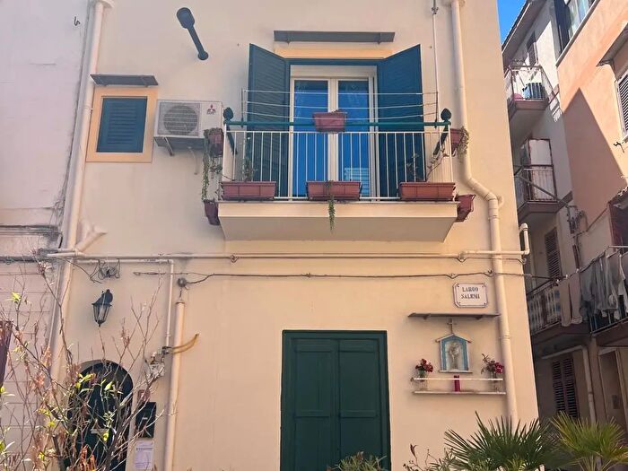 Appartamento bilocale in vendita in Largo Salemi, Santa Flavia