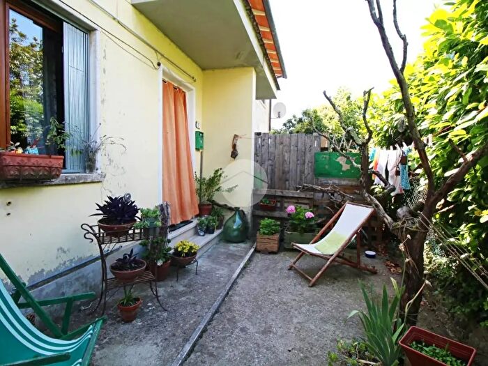 Appartamento quadrilocale in vendita in Via Cantagallo, Cantagallo