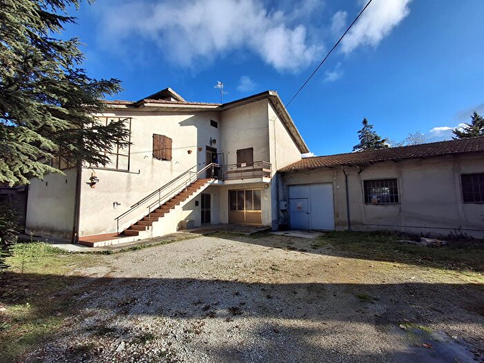 Casa con 10 locali in vendita in Via Antonio Gramsci, Novafeltria