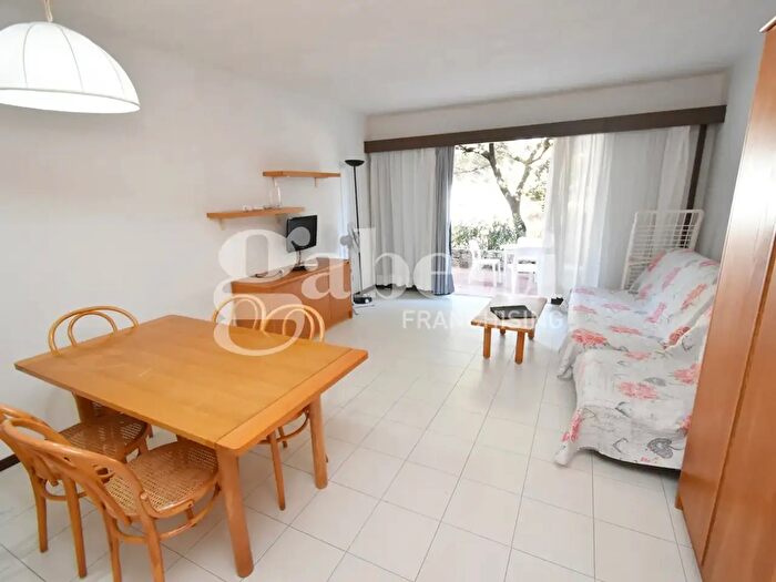 Appartamento bilocale in vendita in Piazza Krizia, Olbia