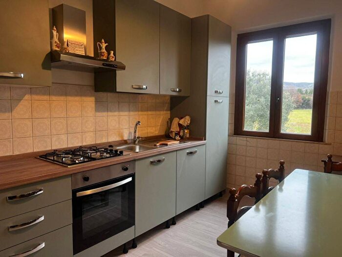 Appartamento quadrilocale in affitto in Via Perugia, Bettona