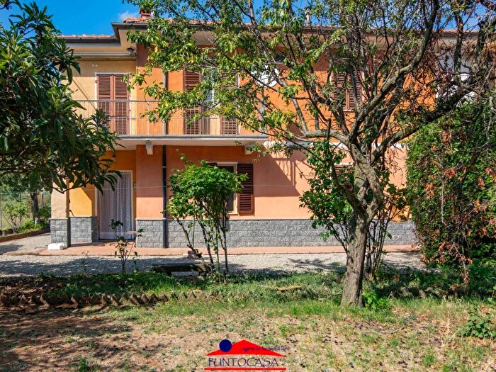 Casa con 6 locali in vendita in Via Giuseppe Marino, Costiglione Saluzzo, Costigliole Saluzzo