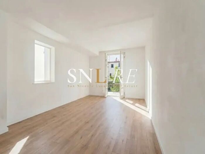 Appartamento trilocale in vendita in Via delle Ruote, Firenze