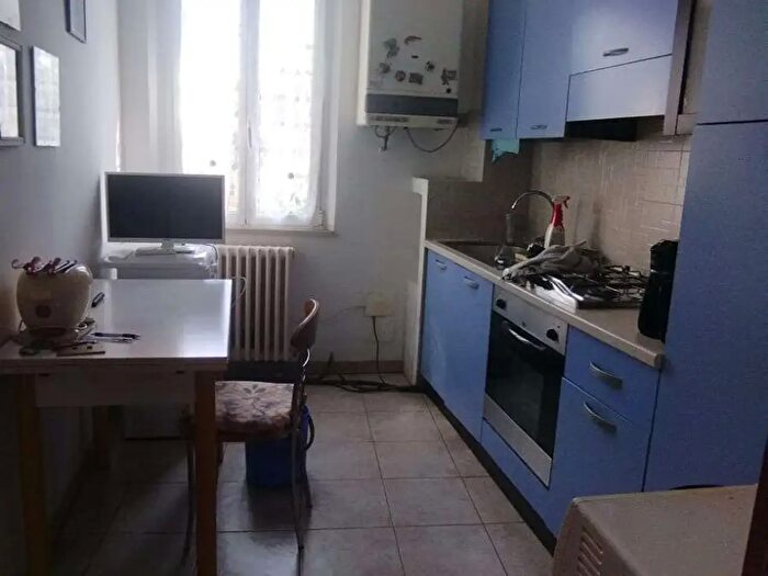 Appartamento quadrilocale in affitto in Via Bixio, Falconara Marittima