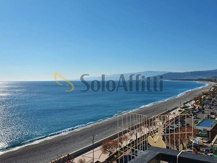 Appartamento trilocale in affitto in Catanzaro