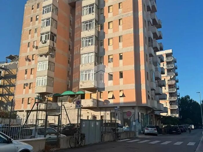 Appartamento trilocale in vendita in Via Adda, Montesilvano