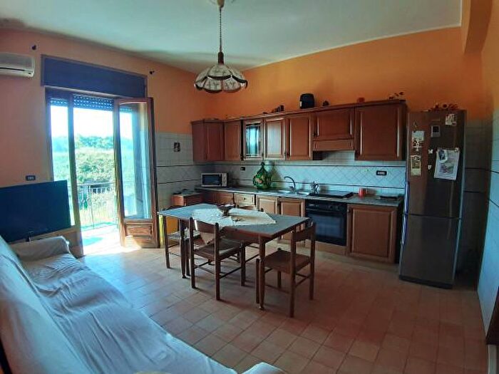 Appartamento trilocale in vendita in Via Archi Nazionale, San Filippo Del Mela