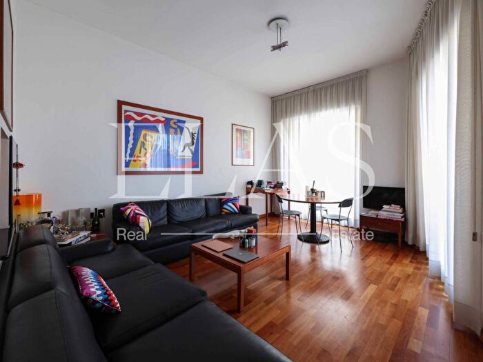 Appartamento bilocale in affitto in Via Pantano, Missori, Milano