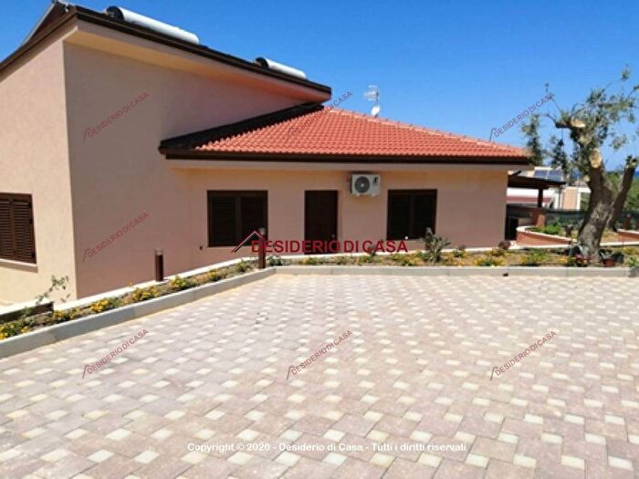 Casa trilocale in affitto in Viale del Mediterraneo, Cefalù