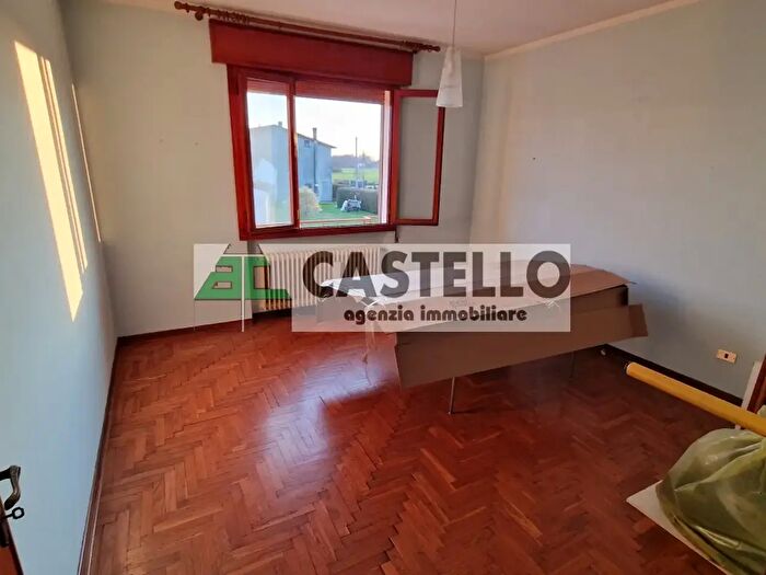 Casa con 6 locali in vendita in Via Cappella, Campodarsego
