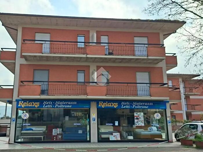 Appartamento trilocale in vendita in Via Salaria, Ascoli Piceno