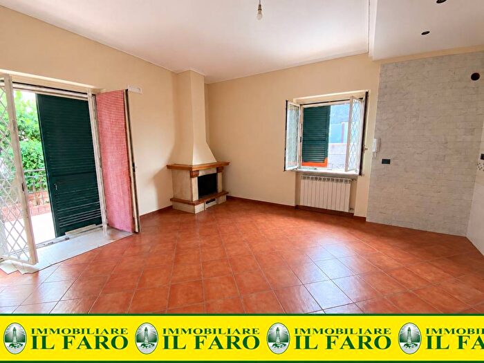 Appartamento trilocale in affitto in Via Casacelle, Casacelle Arco Sant'Antonio, Giugliano in Campania