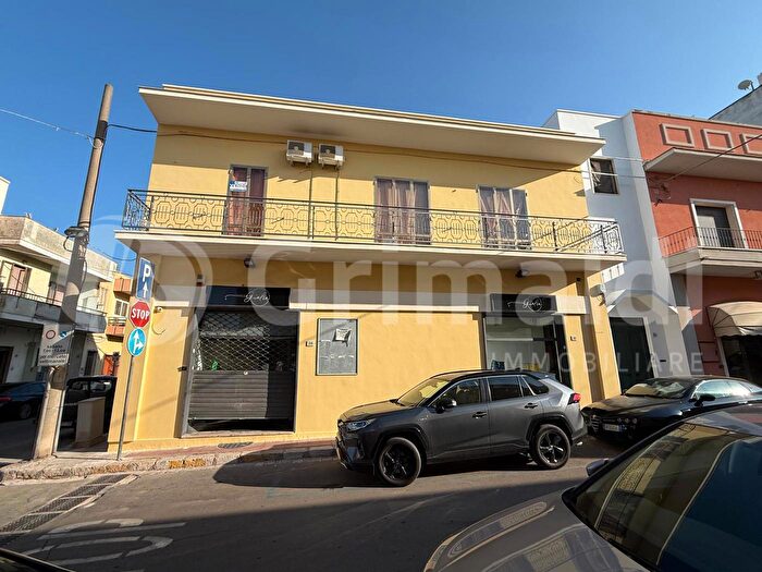 Appartamento quadrilocale in vendita in Via Virgilio, Sannicola