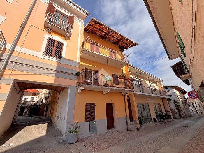 Casa quadrilocale in vendita in Via Umberto I, Colleretto Giacosa