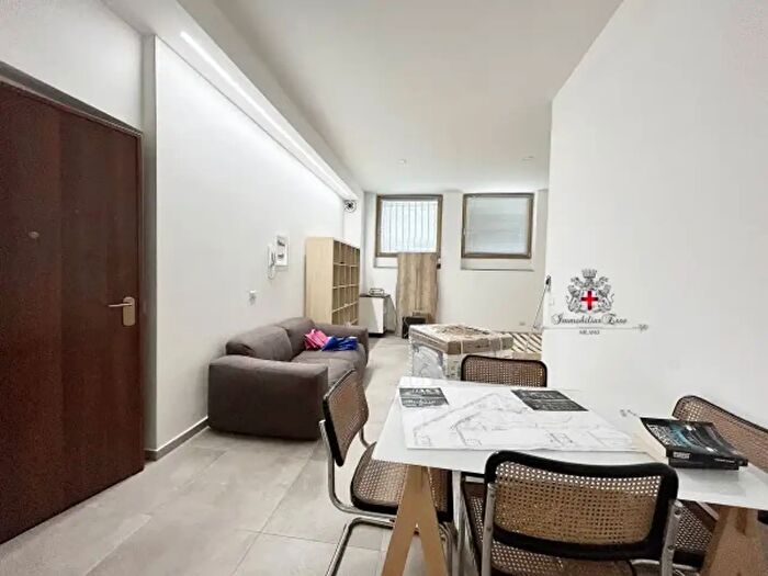 Appartamento monolocale in affitto in Via Grado, Milano