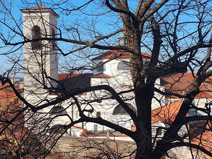 Appartamento trilocale in affitto in Via delle Monache, Città Vecchia, Trieste